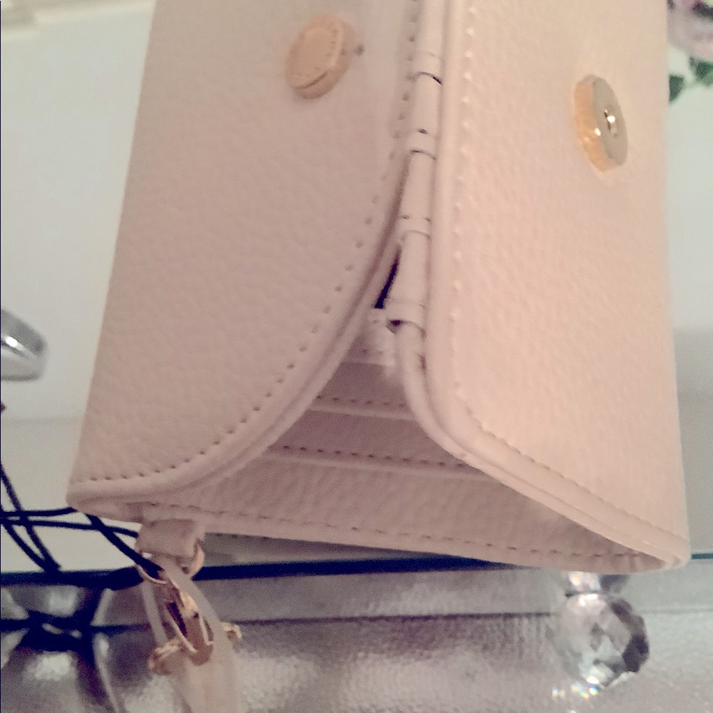 Beautiful Steve Madden leather wallet - Picture 3 of 6